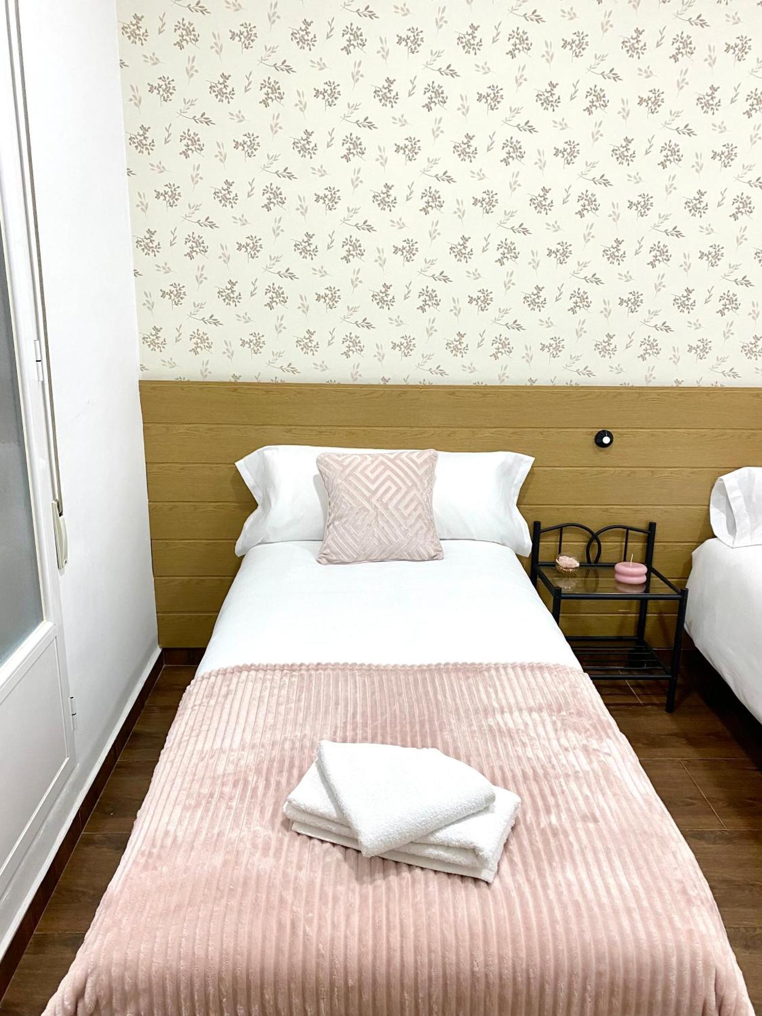 Apartamentos Fuencarral II Мадрид Номер фото